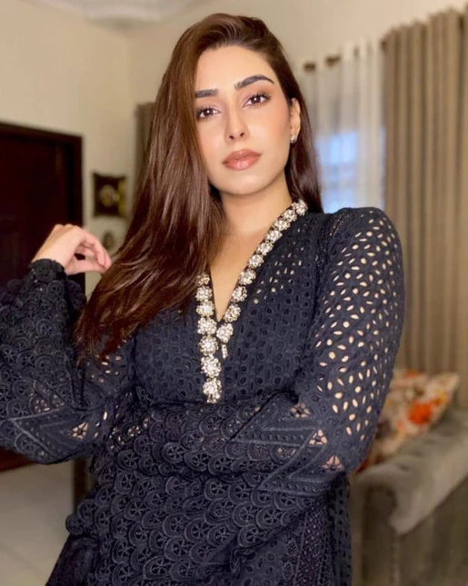 Anika — profile photo, Ramnagar